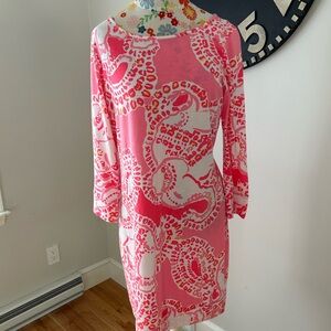 Lilly Pulitzer Pink and White Patterned Boat Neck Long Sleeve Women's Dress…